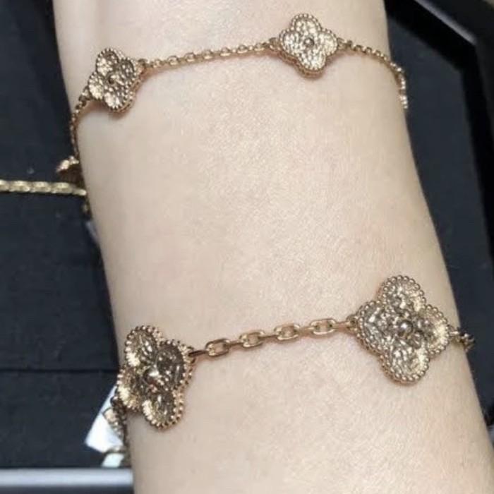 Vca Vintage/sweet alhambra gold bracelet 18K Gold Diamond Jewelry
