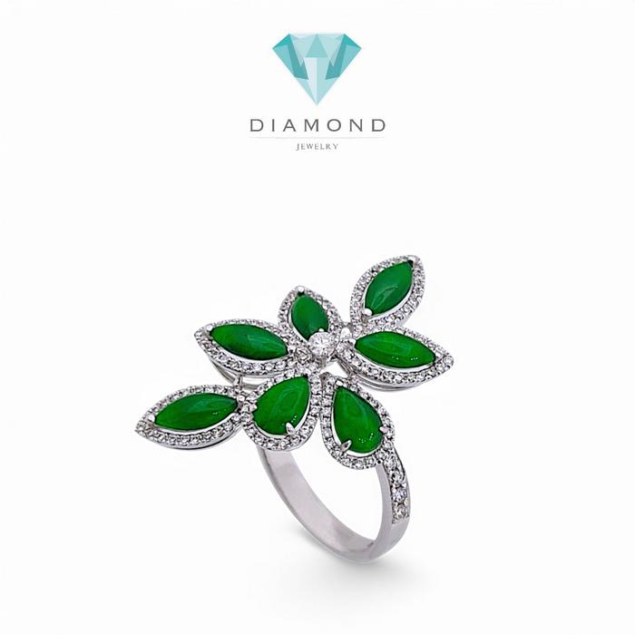 Green Jade Ring 18K / Diamond Jewelry
