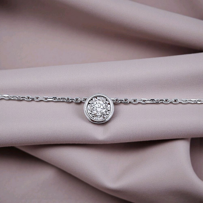 Solitaire Diamond Necklace 18K / Kalung Berlian Solitaire 18K / Diamond Jewelry 121KB44000AB HT