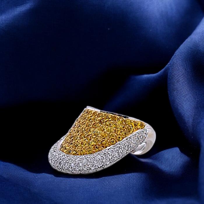 Yellow Diamond Ring 18K / Diamond Jewelry