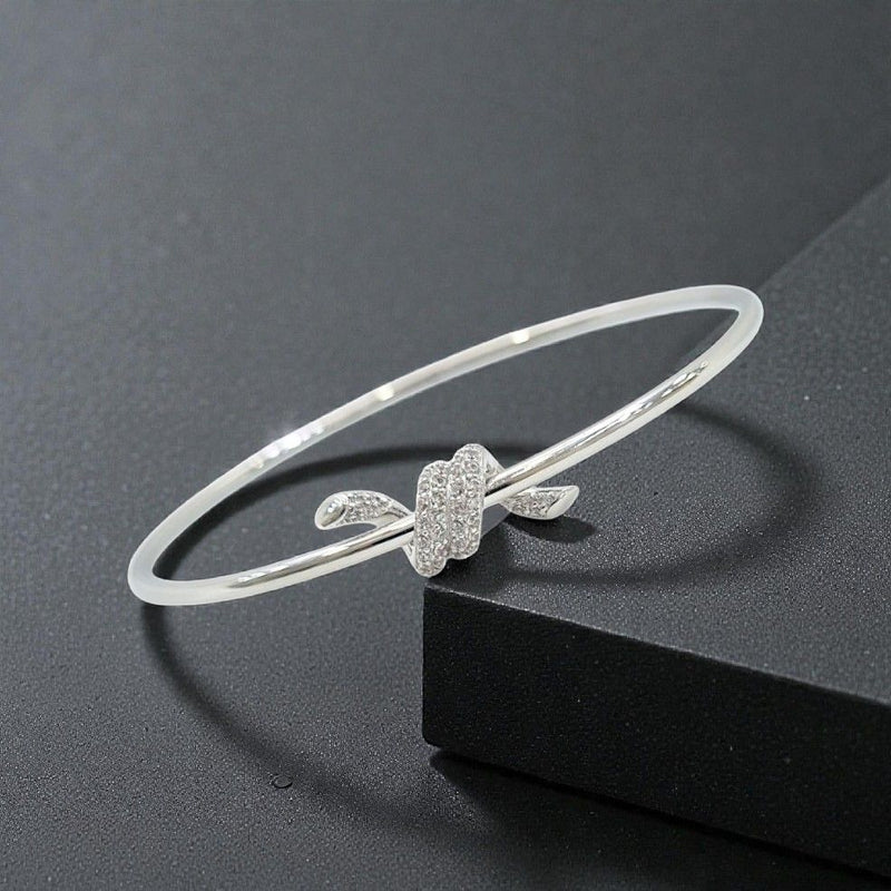 Knot White Gold Bangle Bracelet 17K / Gelang Emas Putih Knot 17K / Diamond Jewelry / 475GMS343LS