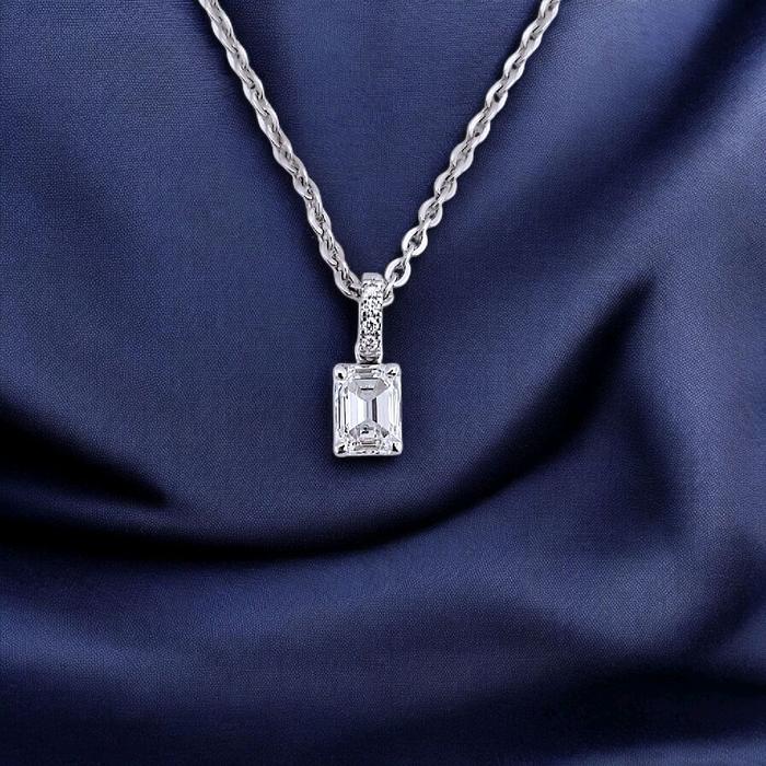 Liontin Baguette Diamond 18K / Diamond jewelry 11LB4960AN