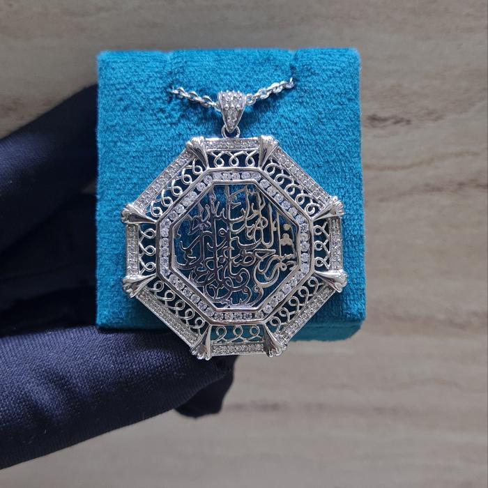 Liontin Mas Ornate Octagon calligraphy Initial ALLAH 18K-Diamiond Jewelry