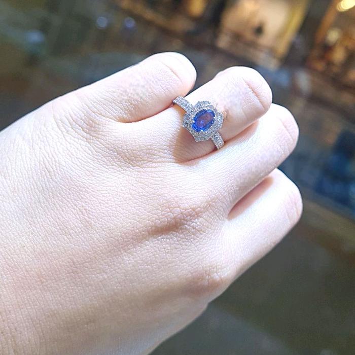 Cincin Blue Sapphire Oval Berlian 18K-Diamond Jewelry-395BC3223SD-HT
