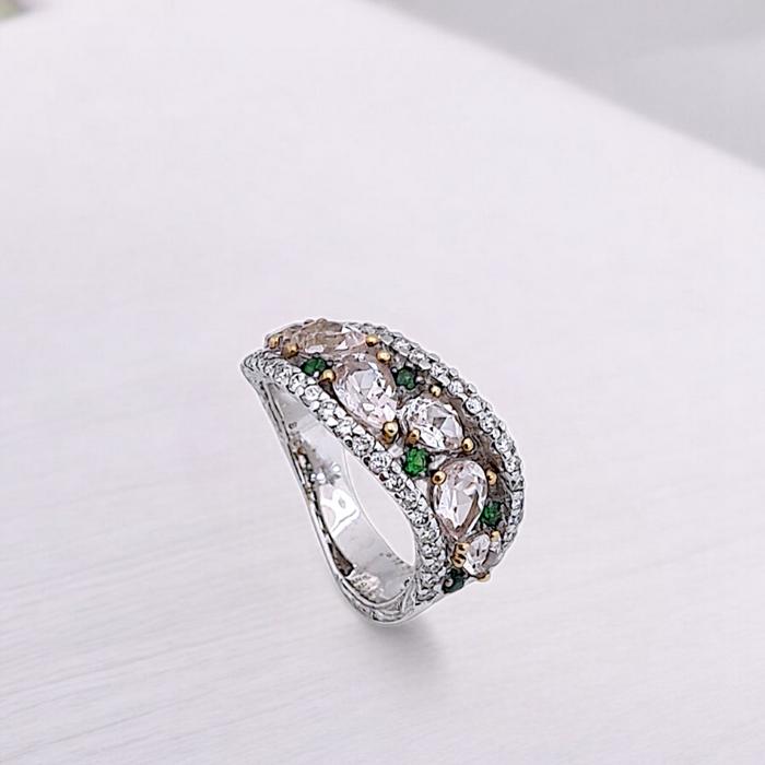 Vintage Diamond Ring 18K / Diamond Jewelry