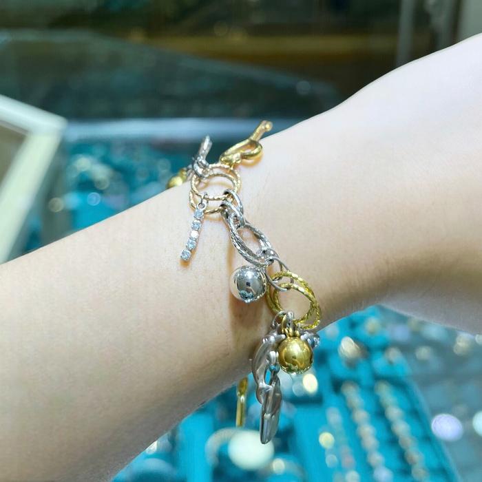 Gelang Emas Lock Key Gantung Variasi Gantungan 3 Warna 18K-76GMS19WP-HT