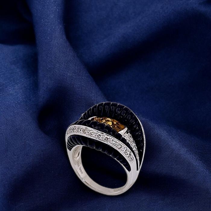 Yellow Diamond Ring 18K / Diamond Jewelry