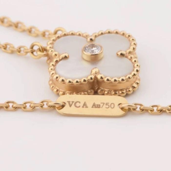 Clover Holiday Mop Diamond 18K Gold Necklace Diamond Jewelry - 298KBD9000LS -HT