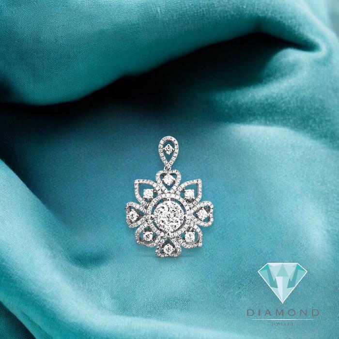 Berlian Model Bunga liontin 18k / Flower Diamond pendant