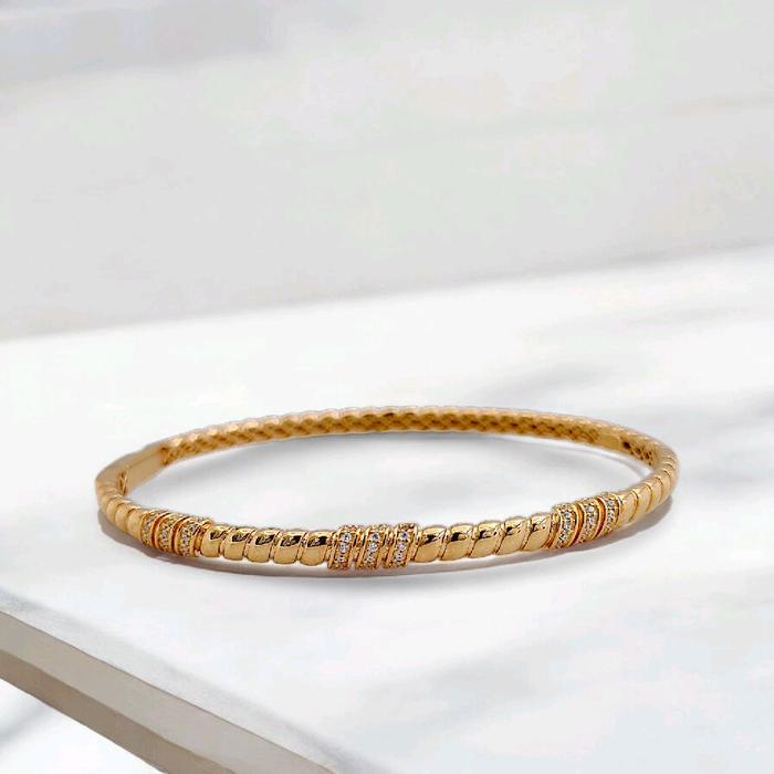 Bangle Gold Bracelet / Diamond Jewelry 437GMS629LS