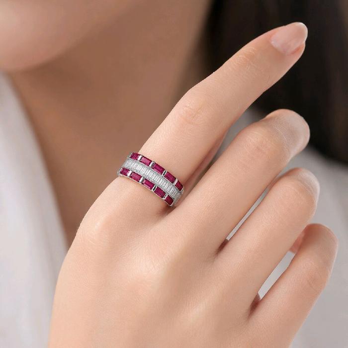 Ruby Baguette Diamond Ring 18K / Cincin Berlian Ruby Baguette 18K / Diamond Jewelry / RR0052489