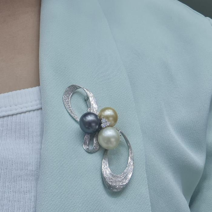 Clip Pearl Tri Color Diamond 18K / Diamond Jewelry