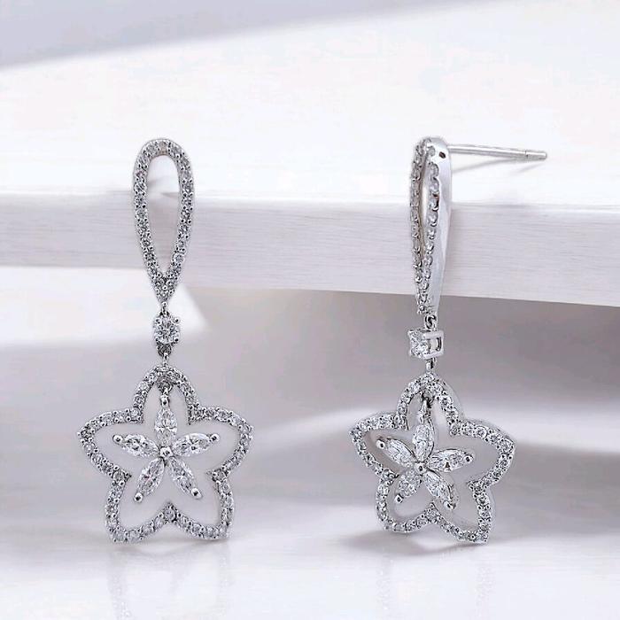 Anting Diamond Star Earring 18k -Diamond Jewelry