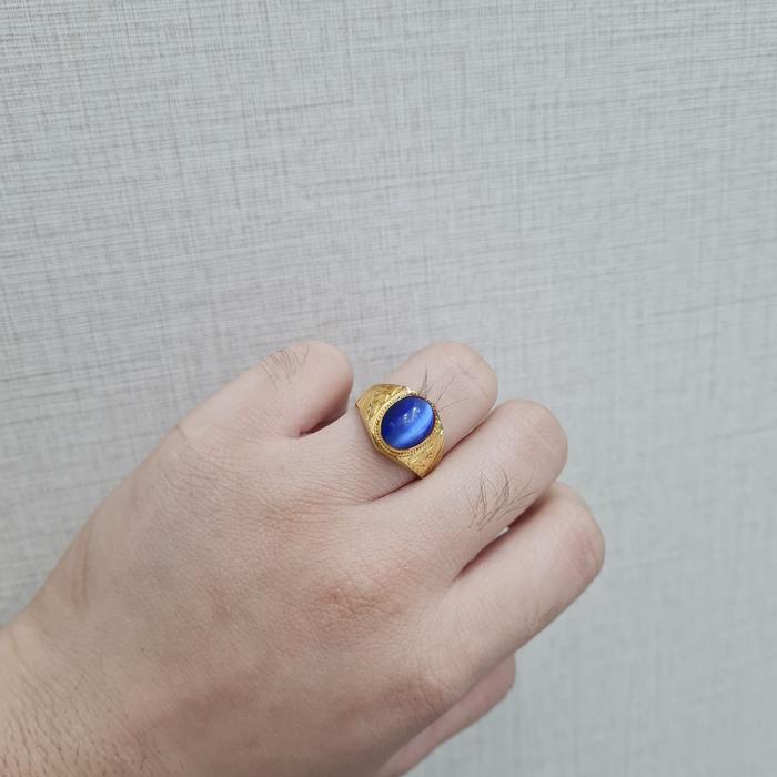 Cincin Laki Mas Batu Biru 23K-Diamond Jewelry