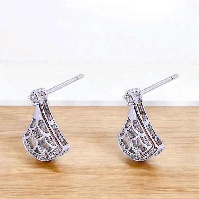 Diva's Diamond Rainbow Sparkle Earring 18K / Diamond Jewelry