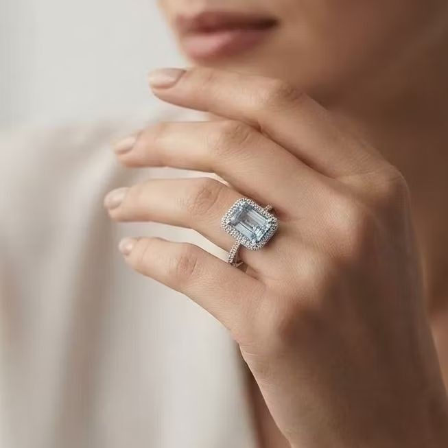 Baguette Aquamarine Diamond Ring 18K /Cincin berlian baguette aquamarine 18K / Diamond Jewelry / GR0053895