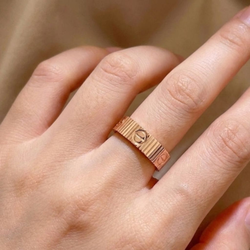 Love Unlimited Gold Ring 700K / Cincin Emas Love Unlimited Gold Ring 700K / Diamond Jewelry 429CMS254LS