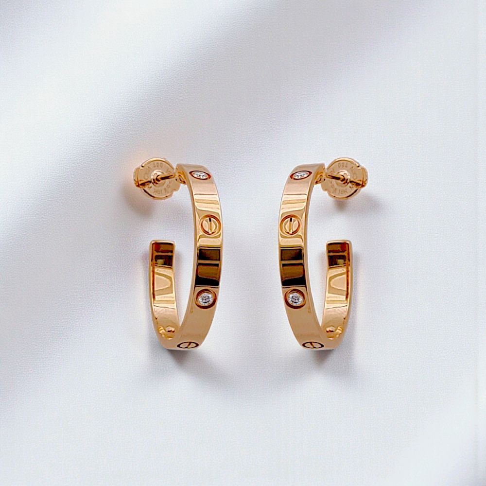 Love Diamond Medium Earring 18K / Anting Berlian Medium Love 18K / Diamond Jewelry 400ABD13000RY