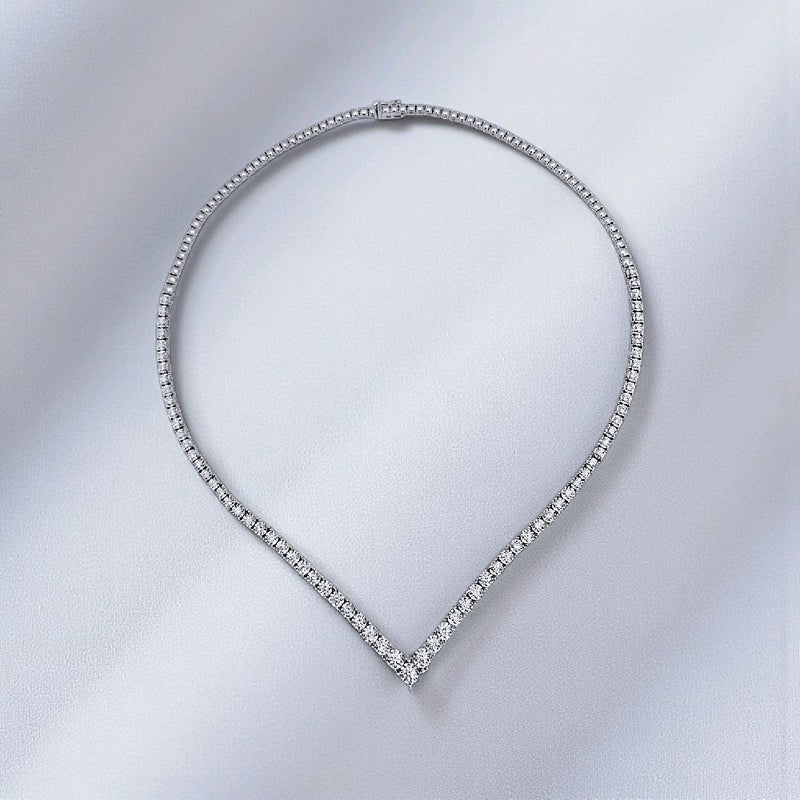 V Diamond Necklace 18K / Kalung Berlian V 18K / Diamond Necklace 400KB10000PFLS