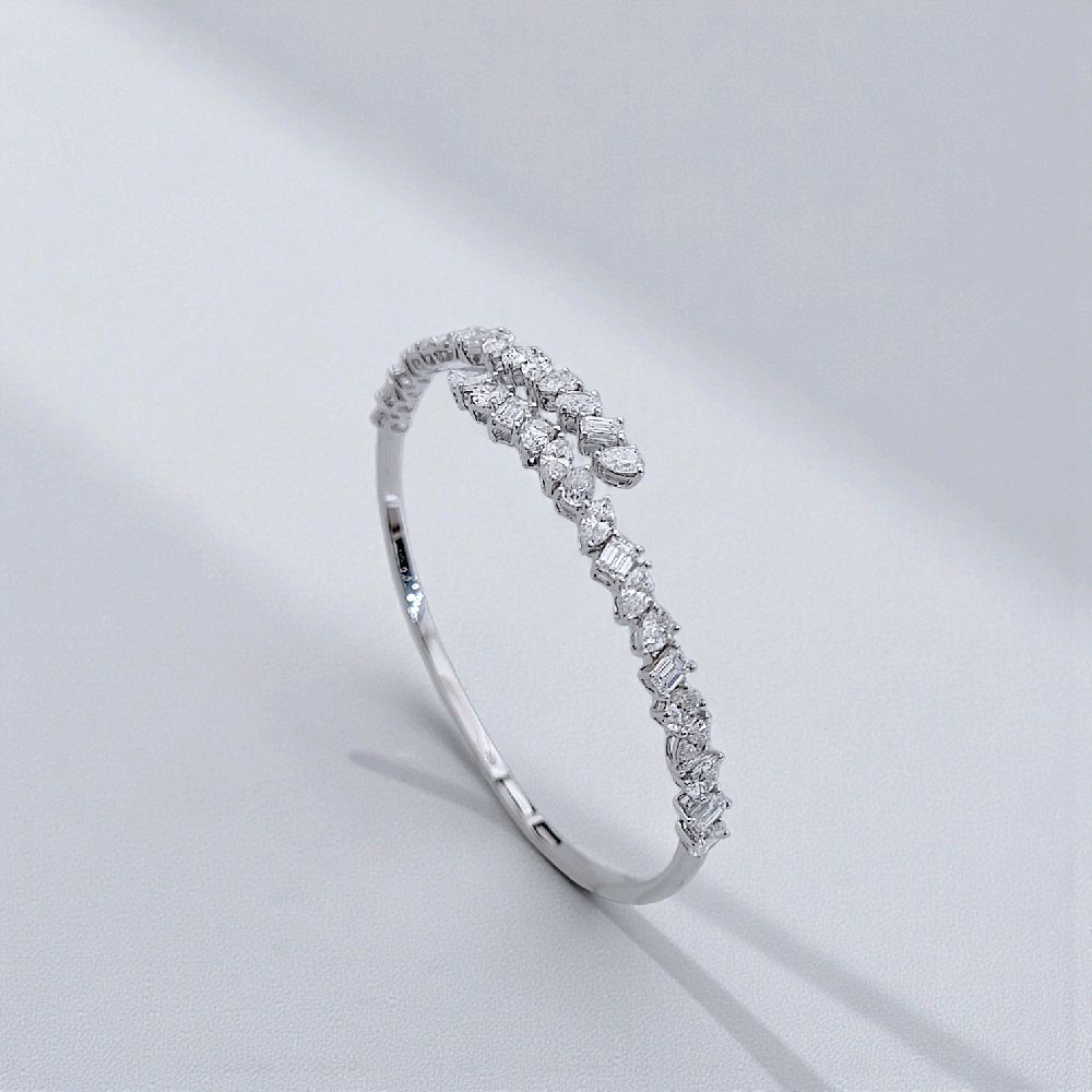 Fancy Tennis Diamond Bangle 18K / Gelang Berlian Fancy Tennis 18K / Diamond Jewelry 2GB5900PGK