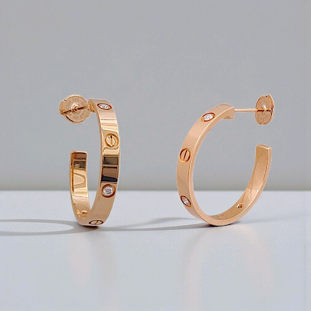 Love Diamond Medium Earring 18K / Anting Berlian Medium Love 18K / Diamond Jewelry 400ABD13000RY