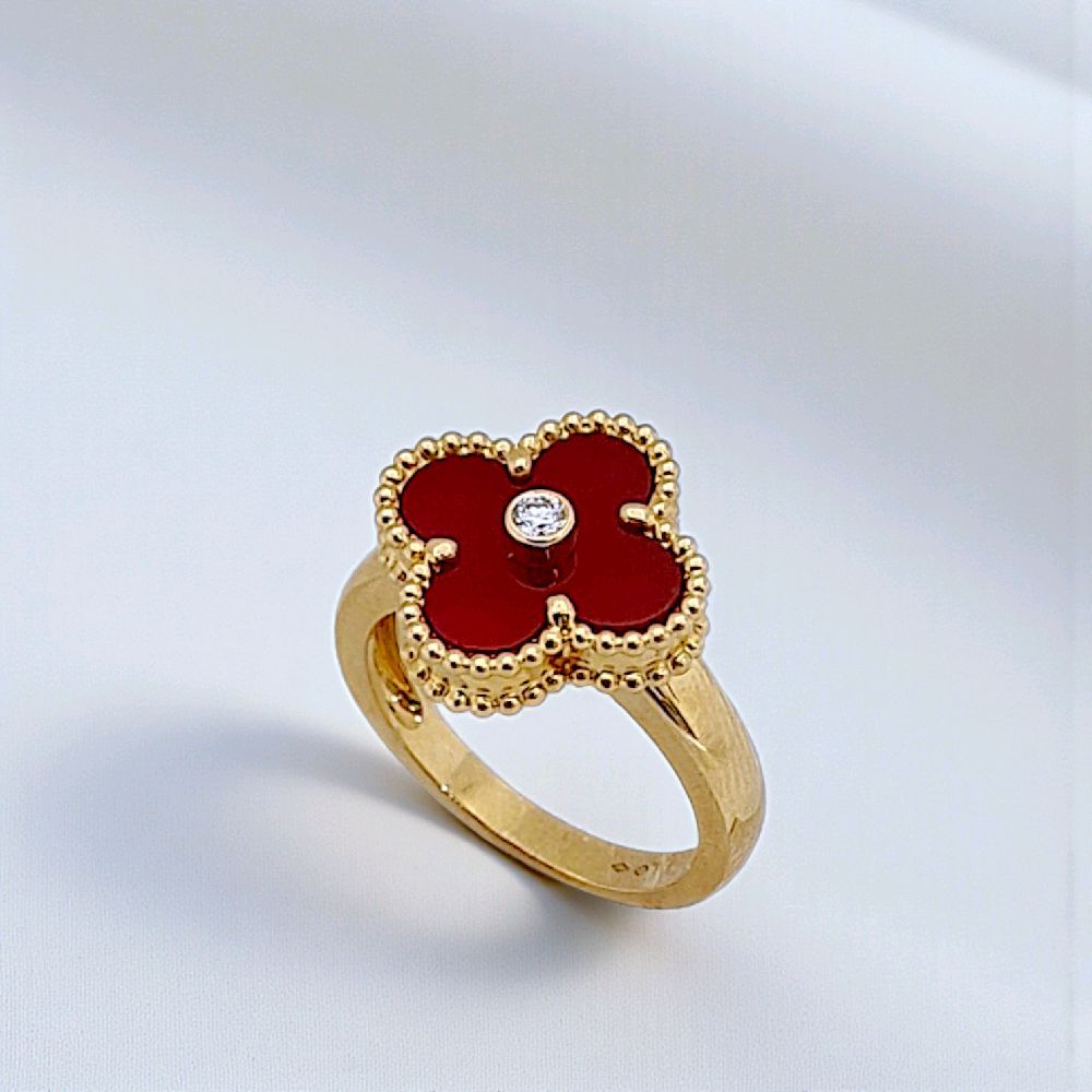 Clover Vintage Charnelian Diamond Ring 18K / Cincin  Berlian Clover Vintage Charnelian 18K / Diamond Jewelry 103CBD76000AB