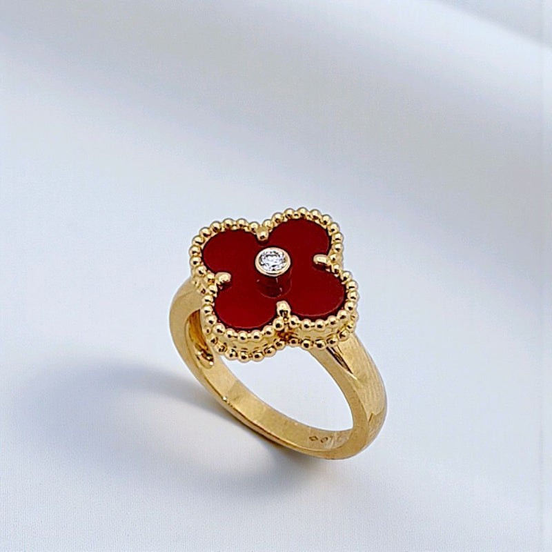 Clover Vintage Charnelian Diamond Ring 18K / Cincin  Berlian Clover Vintage Charnelian 18K / Diamond Jewelry 103CBD76000AB
